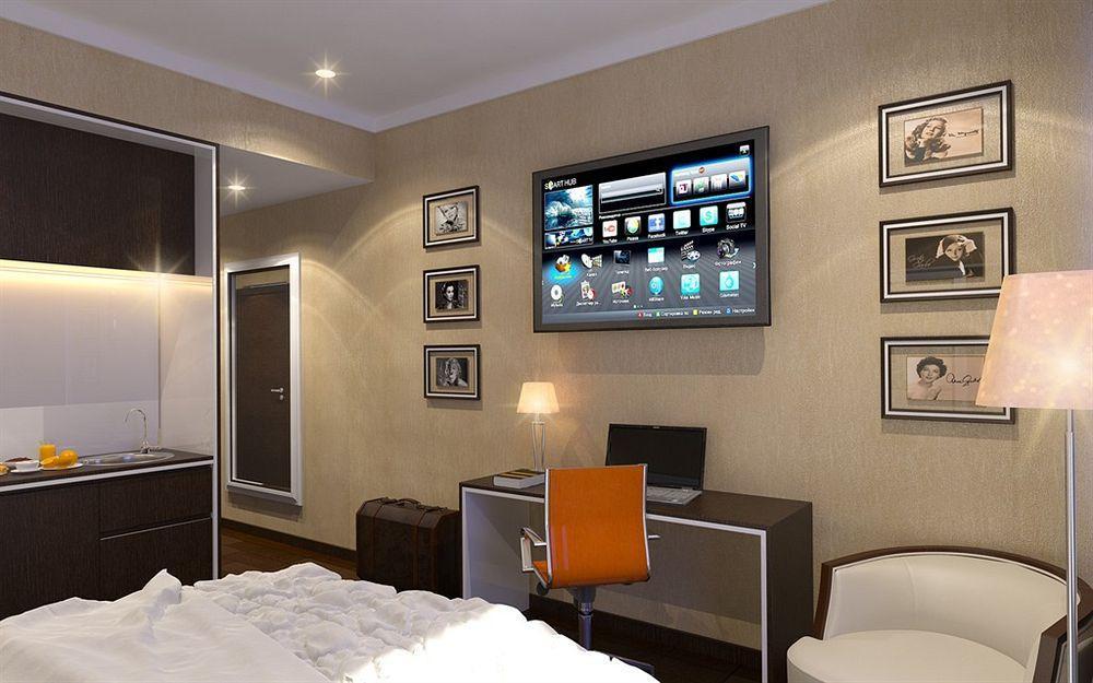 Bonapart Hotel By Uhm Kyiv Exterior foto